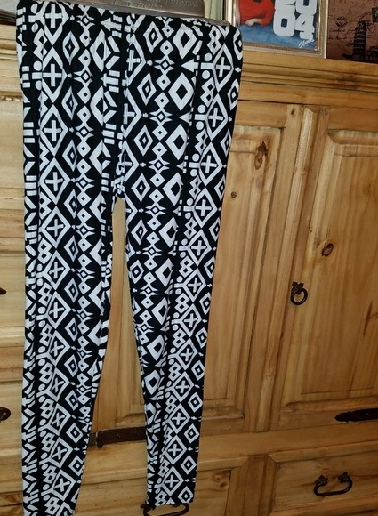 G geometric design lightweight crop pants - Picture 2 of 3
